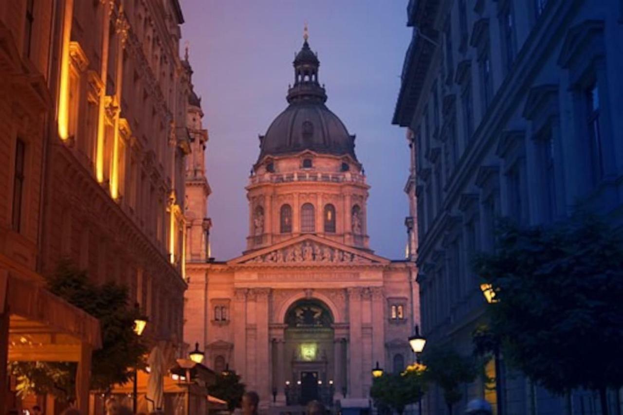 Kastely Apartments - Buda Castle Budapest Bagian luar foto