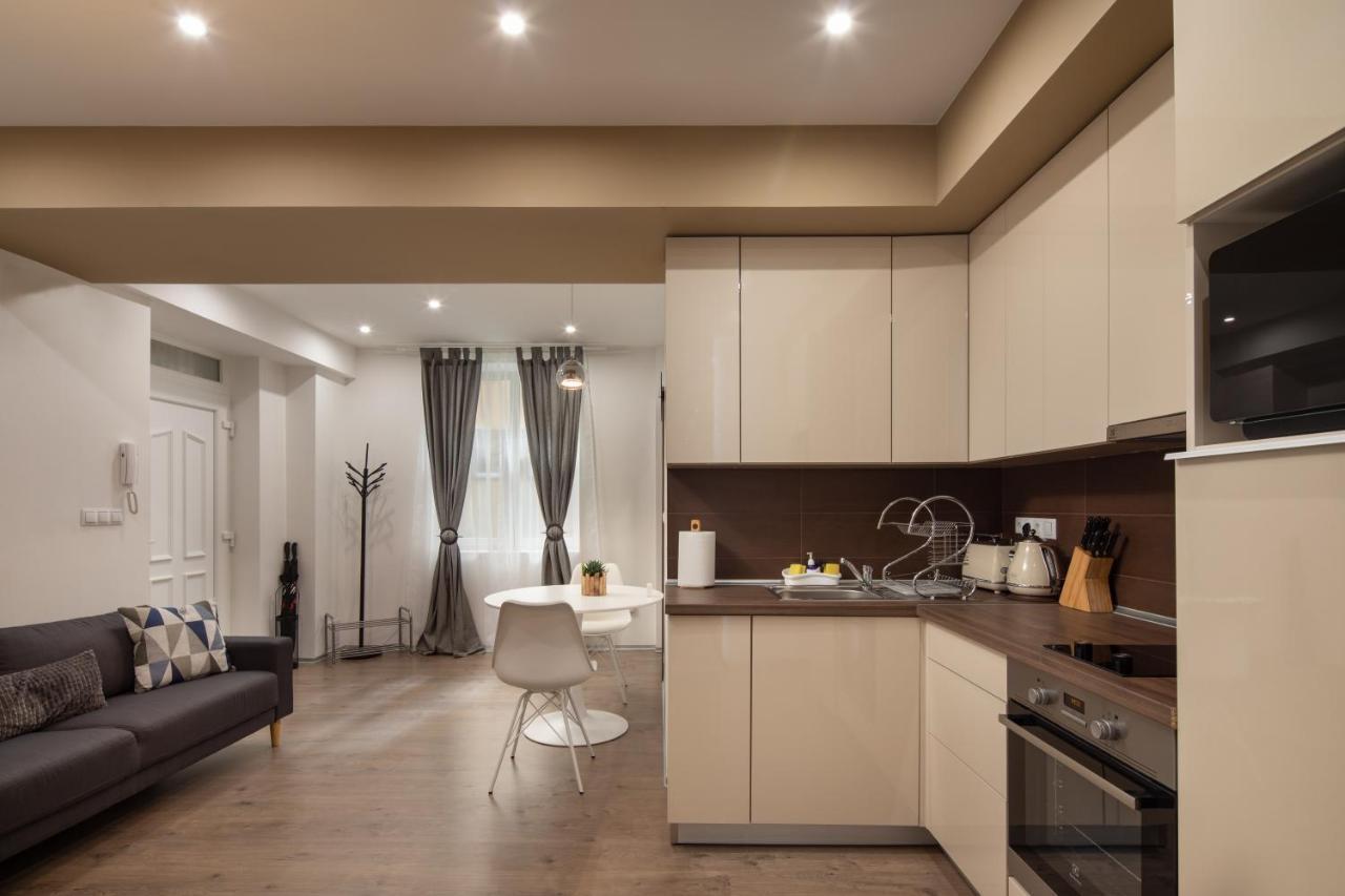 Kastely Apartments - Buda Castle Budapest Bagian luar foto